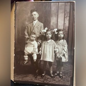 Early 1900s cabinet card photo, vintage antique